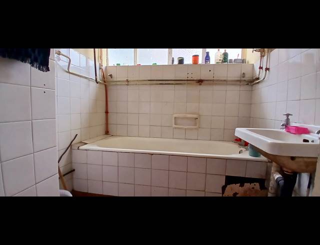 2 BEDROOM APARTMENT FOR SALE IN DURBAN CENTRAL